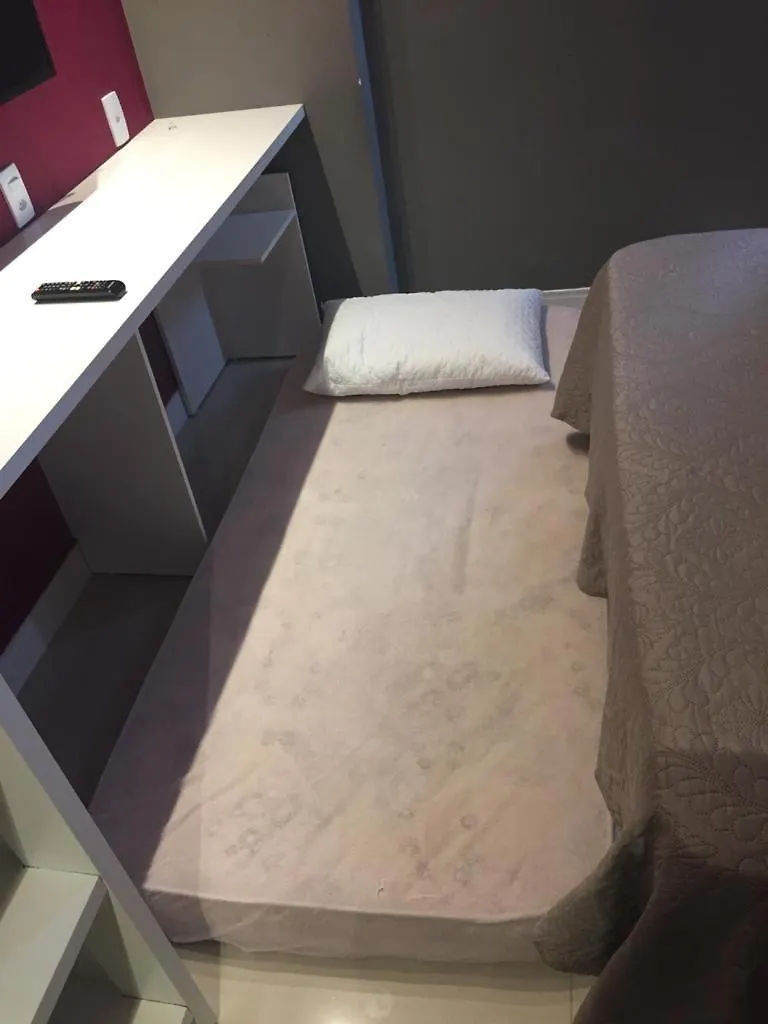 HOTEL SAMBA - Ótimo Apto c/cozinha até 04 hóspedes Cabo Frio Brasil
