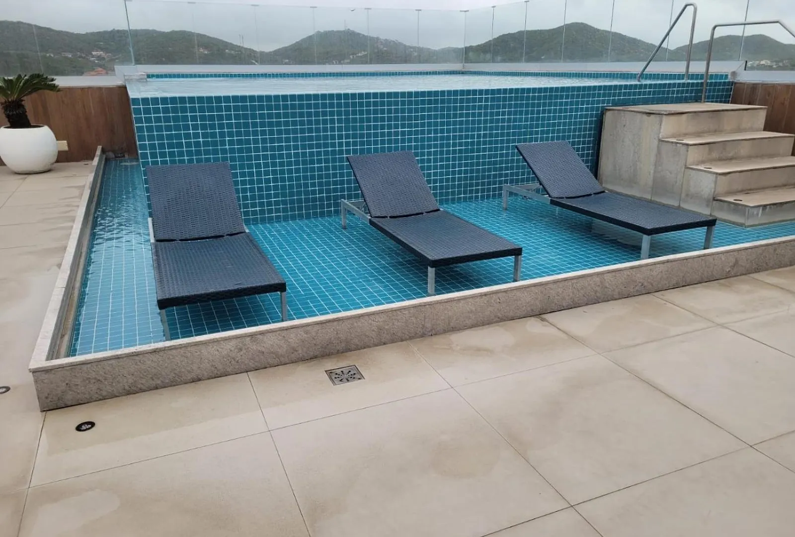 HOTEL SAMBA - Ótimo Apto c/cozinha até 04 hóspedes Cabo Frio Apartamento